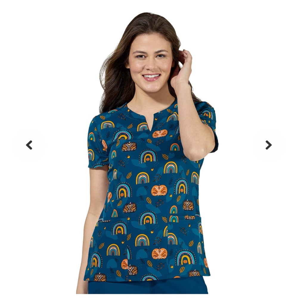 $6💙Bundled Zoe + Chloe Scrub Shirt